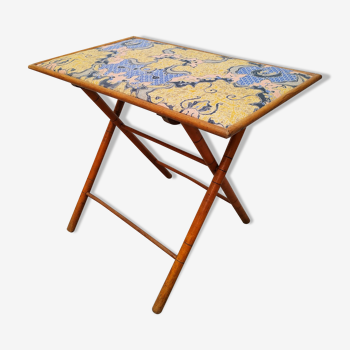 Folding table bamboo and fabric