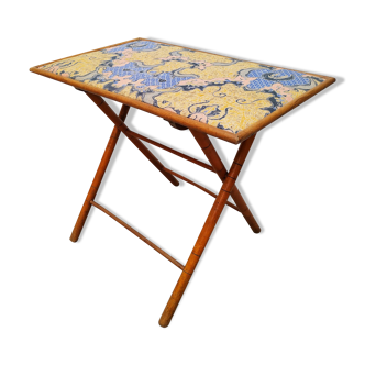 Folding table bamboo and fabric