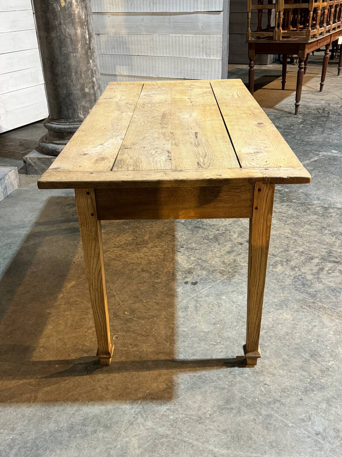 Kitchen table