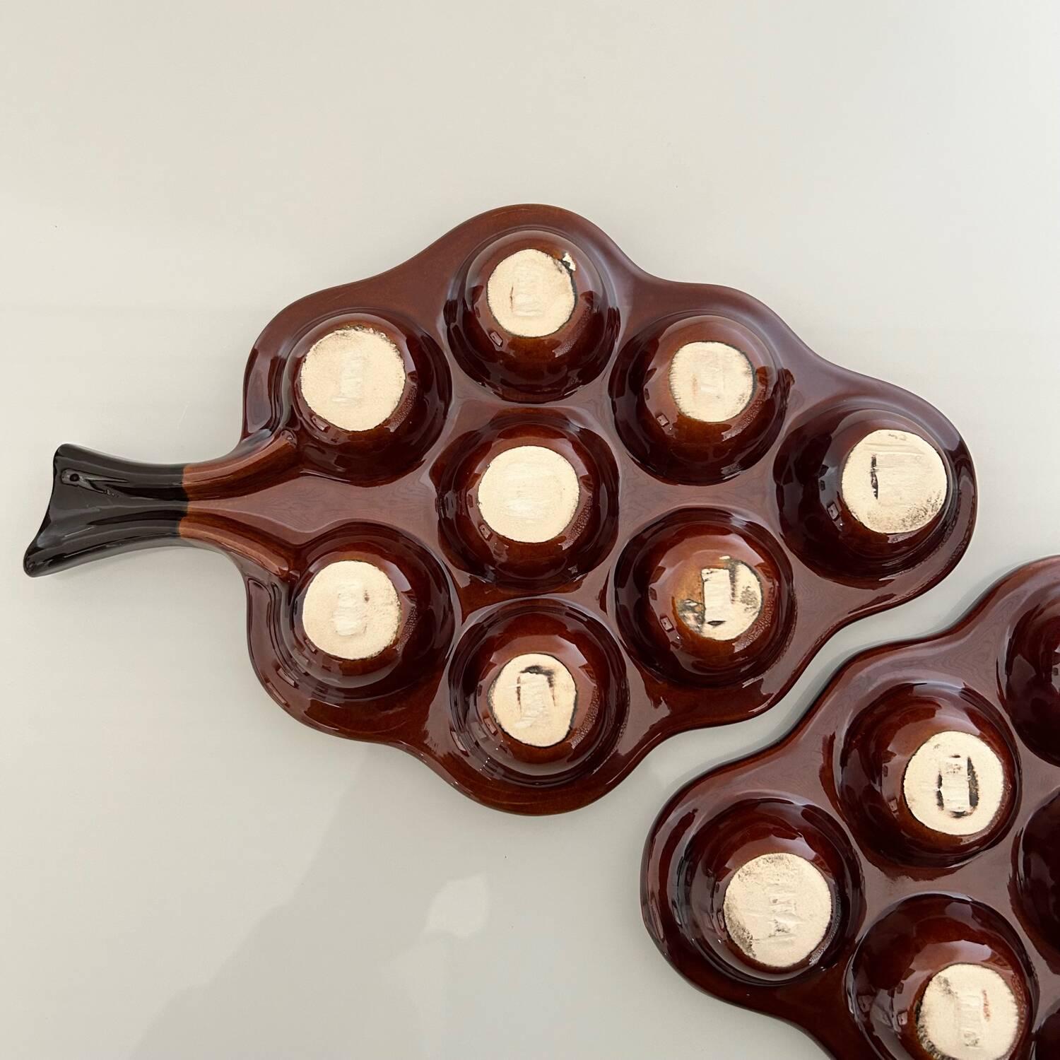 Paire de plats à olives