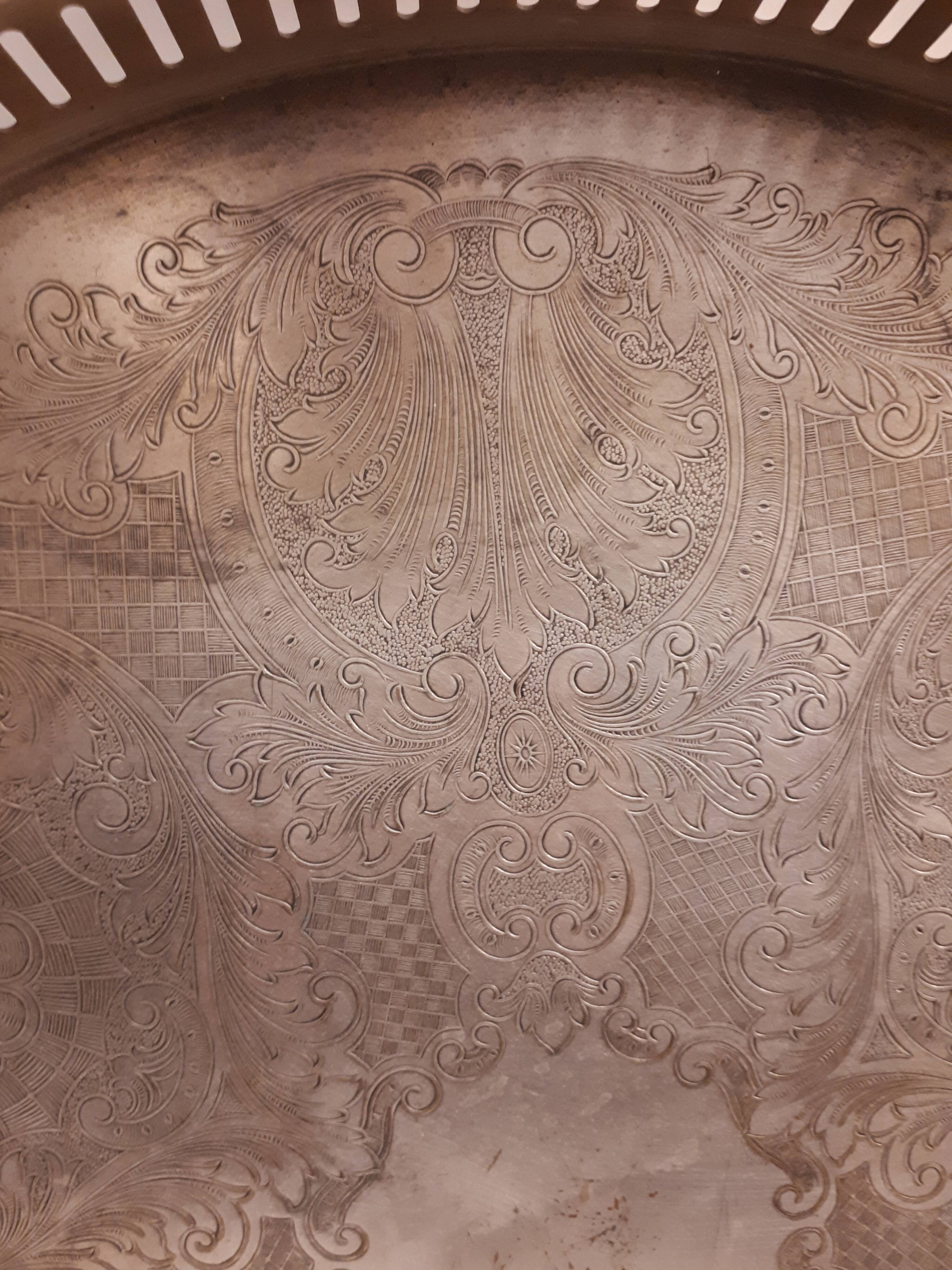 Classic Napoleon III Fleuron classic silver metal service platter