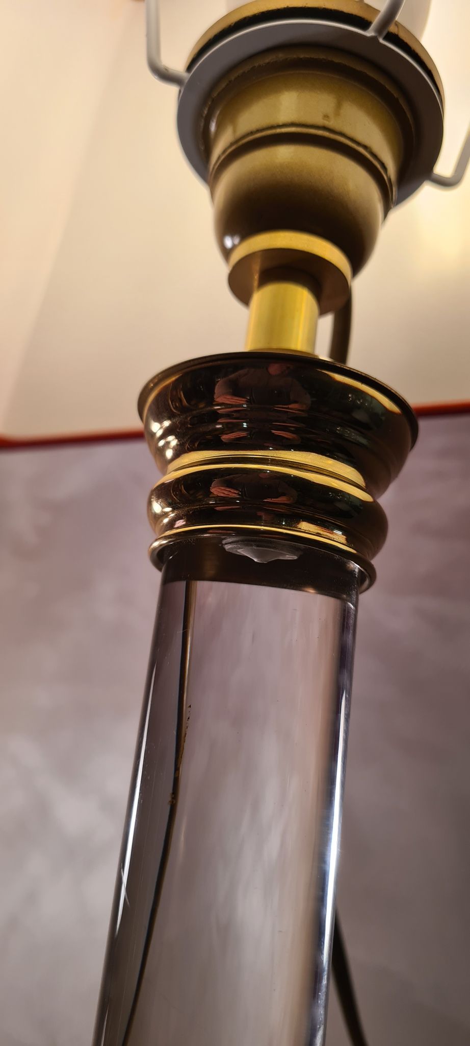 acrilic foot lamp 1950 has 70 trace on foot chrome gold pricked very well in its juice d epoque