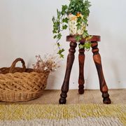 Tripod wooden stool - brutalist