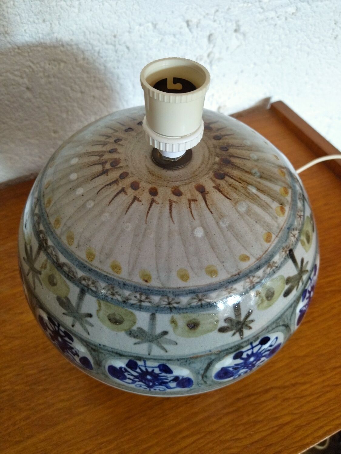 Pied de lampe vintage par Helguen Keraluc