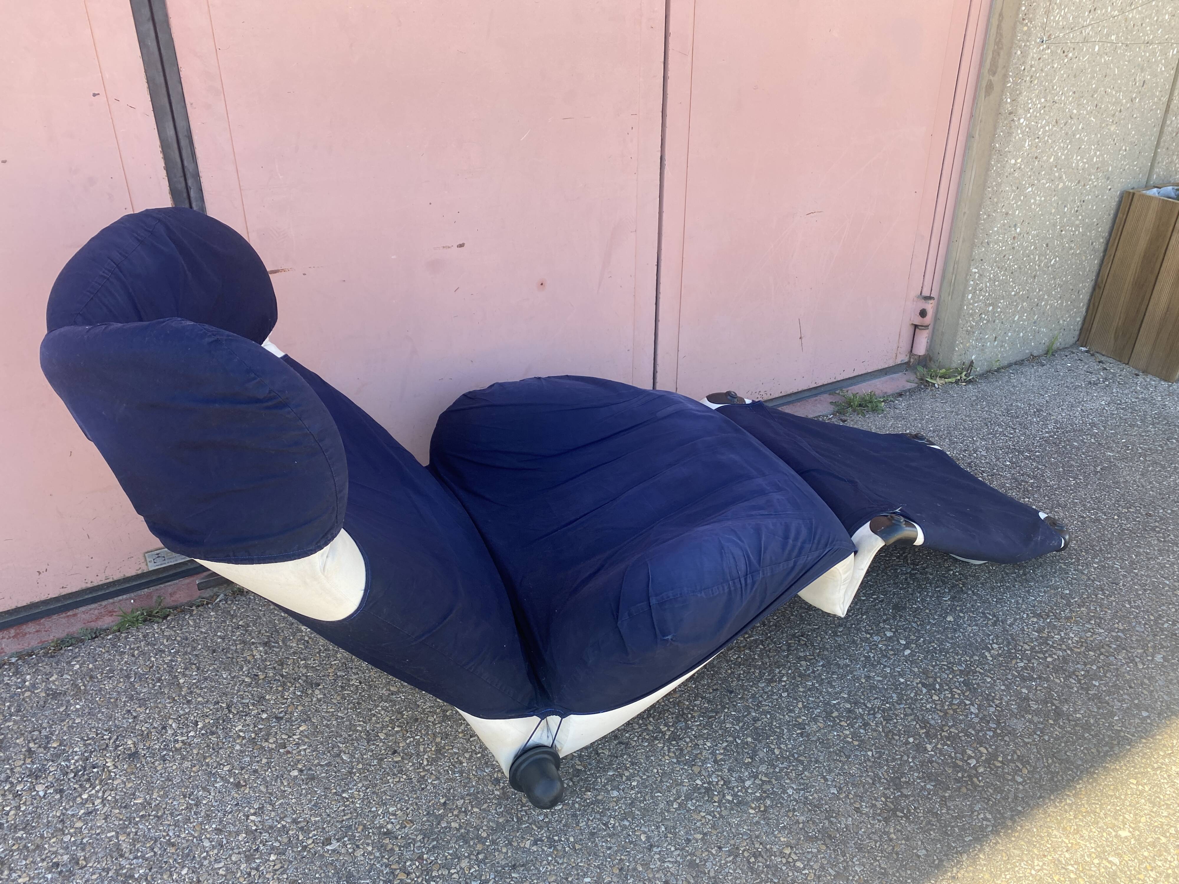 Wink Armchair By Toshiyuki Kita for cassina -