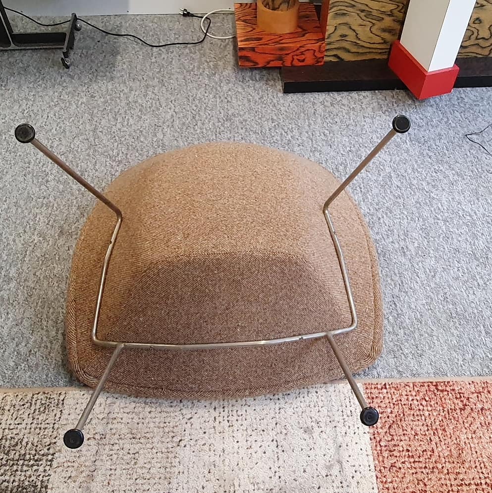Pierre Paulin Large Oyster made by Artifort '60