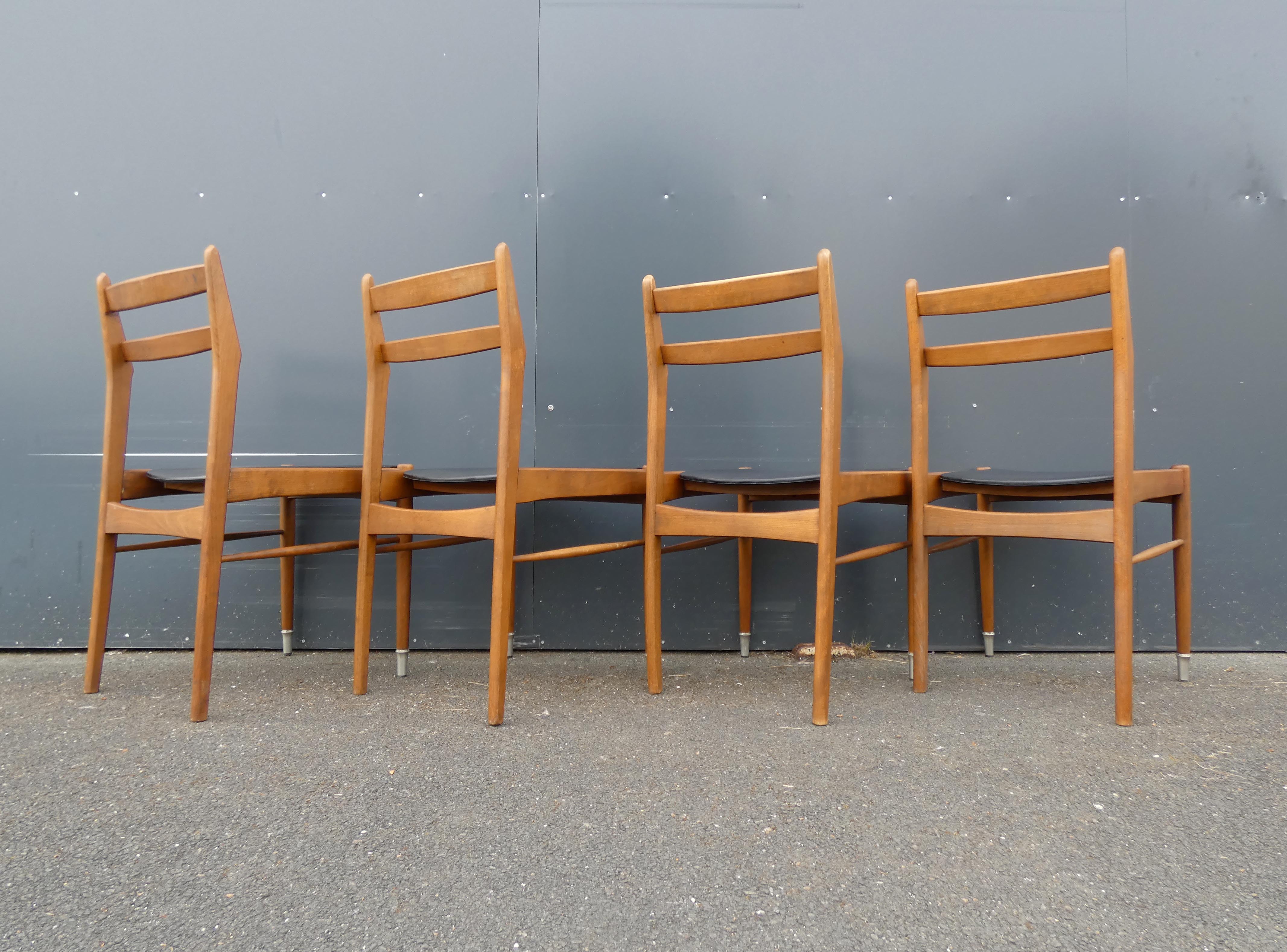 Set of 4 scandinavian chairs