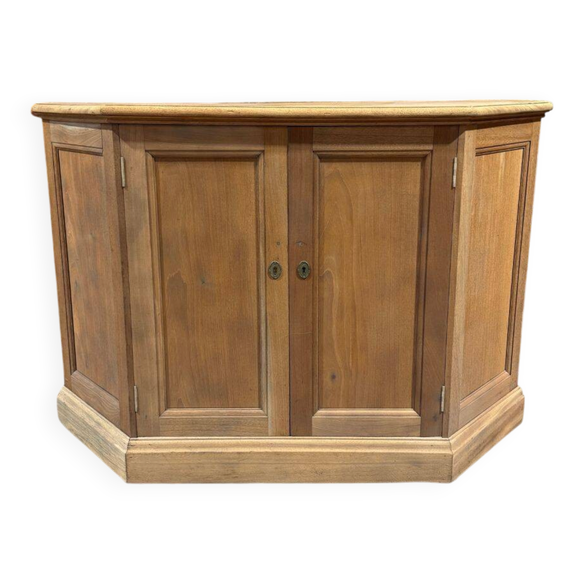 Small auxiliary buffet in sandblasted walnut - 1950s design