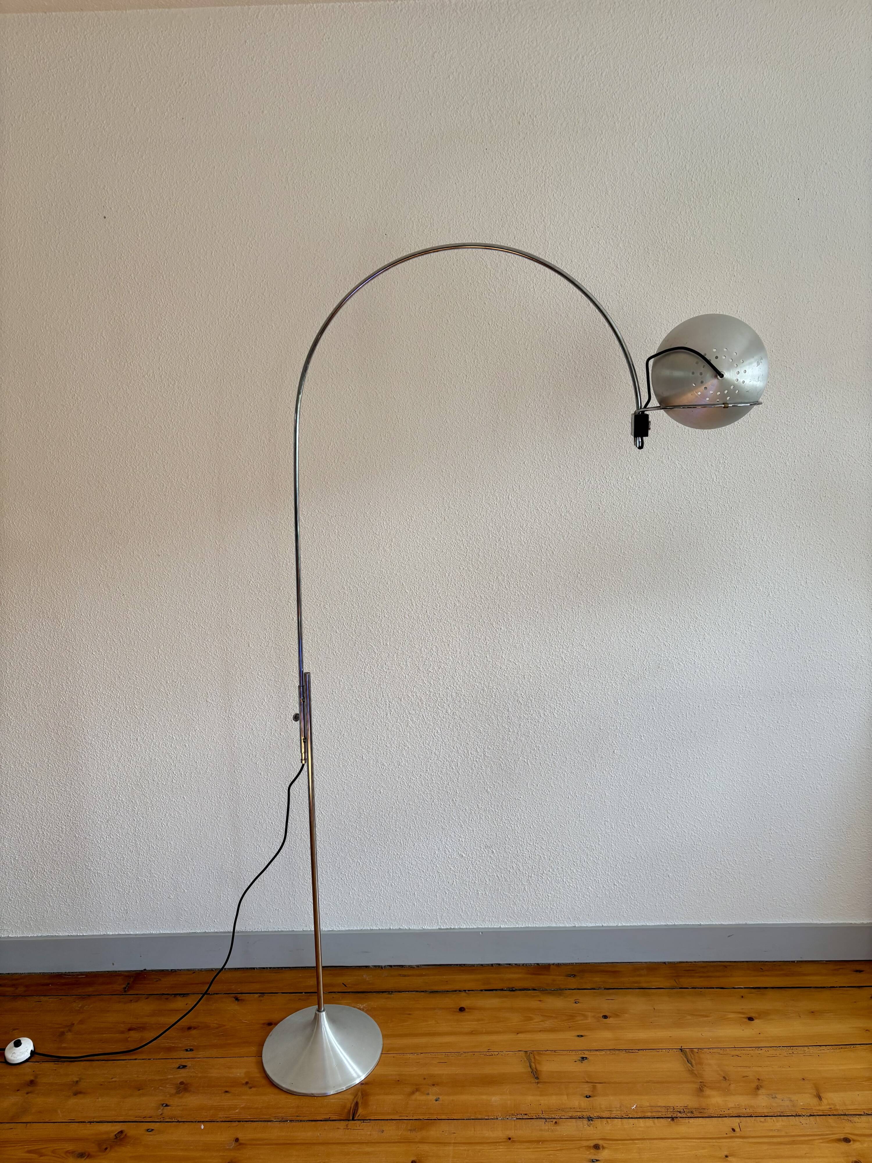 Space Age eyeball floor lamp Goffredo Reggiani 1970
