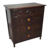 Particularly cool English chest of drawers. Dated (Charles 2 era). Made of solid oak with beautiful patina.