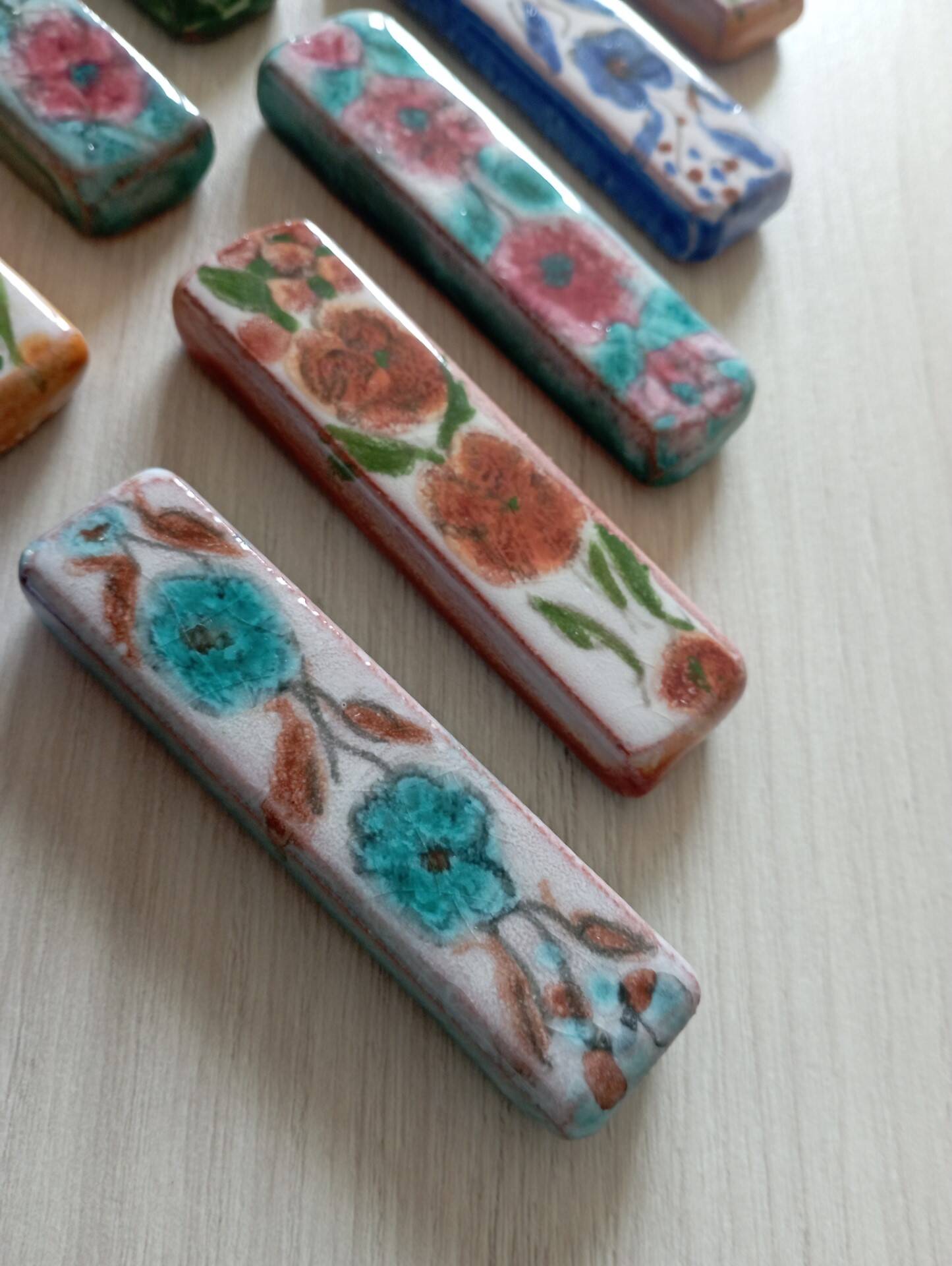 Set of 12 terracotta knife holders