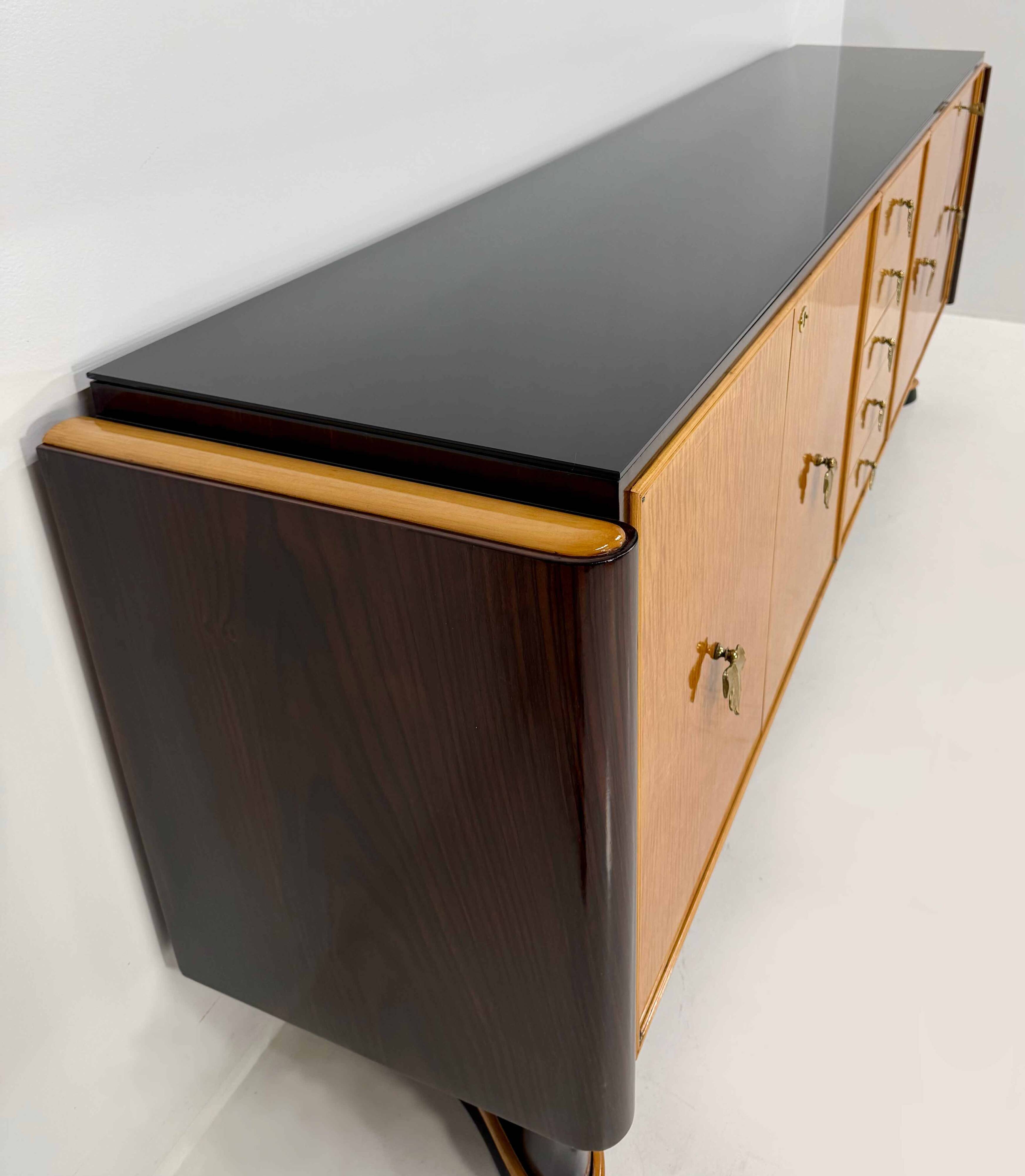 Italian Art Deco Sideboard Attributed to Osvaldo Borsani in Maple, Late 194