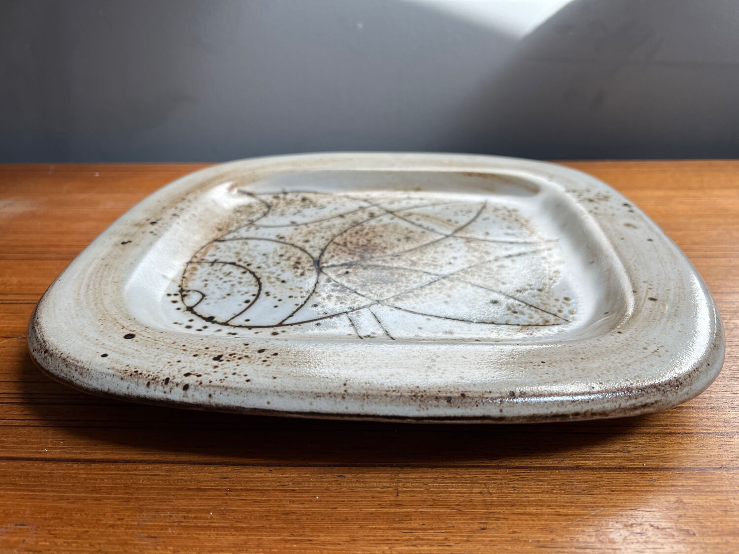 Jacques pouchain atelier dieulefit vintage earthenware dish 1960