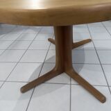 Baumann Extendable Round Table 1970s.