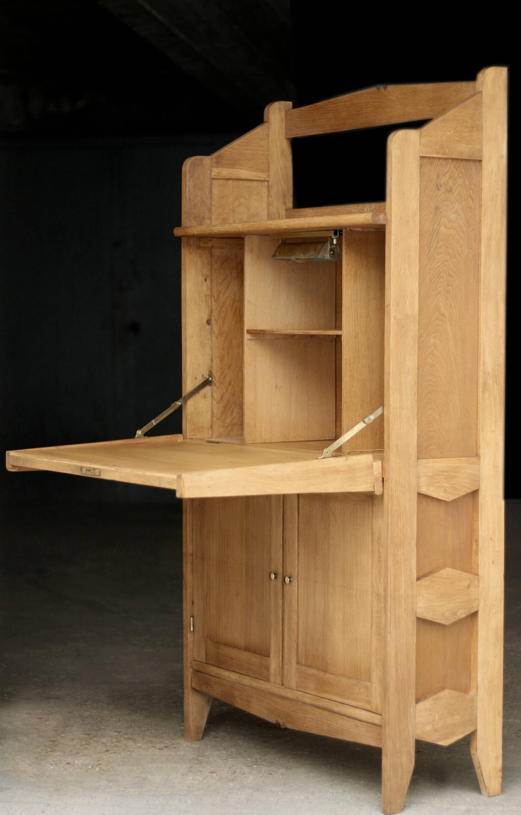 Rare: solid blonde oak secretary from the 1940s/50s. Designer.