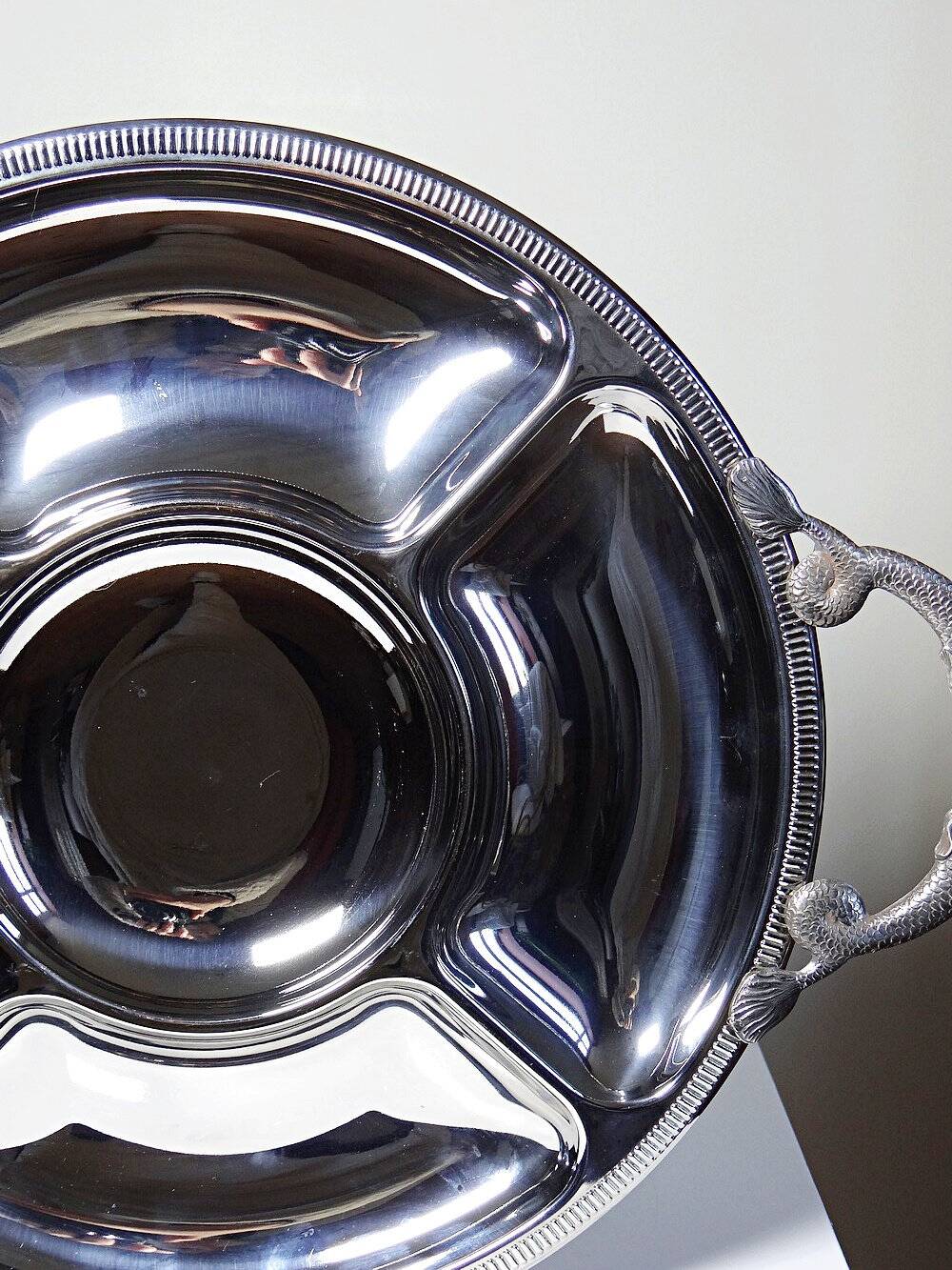 Large serving platter for hors d'oeuvres Jean Couzon in 18/10 stainless steel, 5 compartments.
