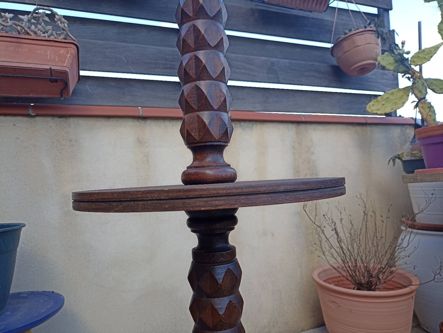 Large solid wood lamp