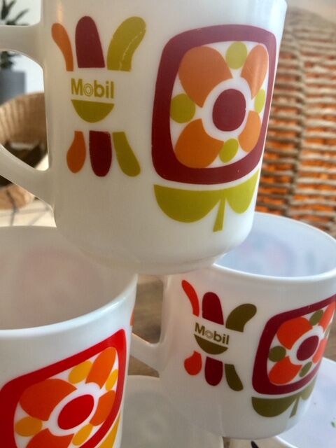 Lot of 15 mugs Arcopal vintage scania lotus mobil