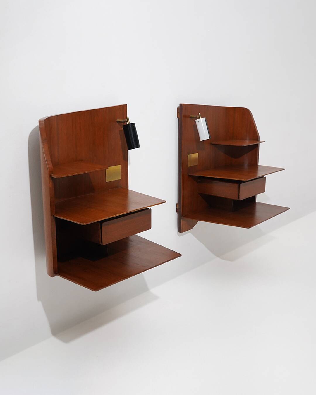 Pair of wall-mounted nightstand by Gio Ponti for Dassi, 1960s