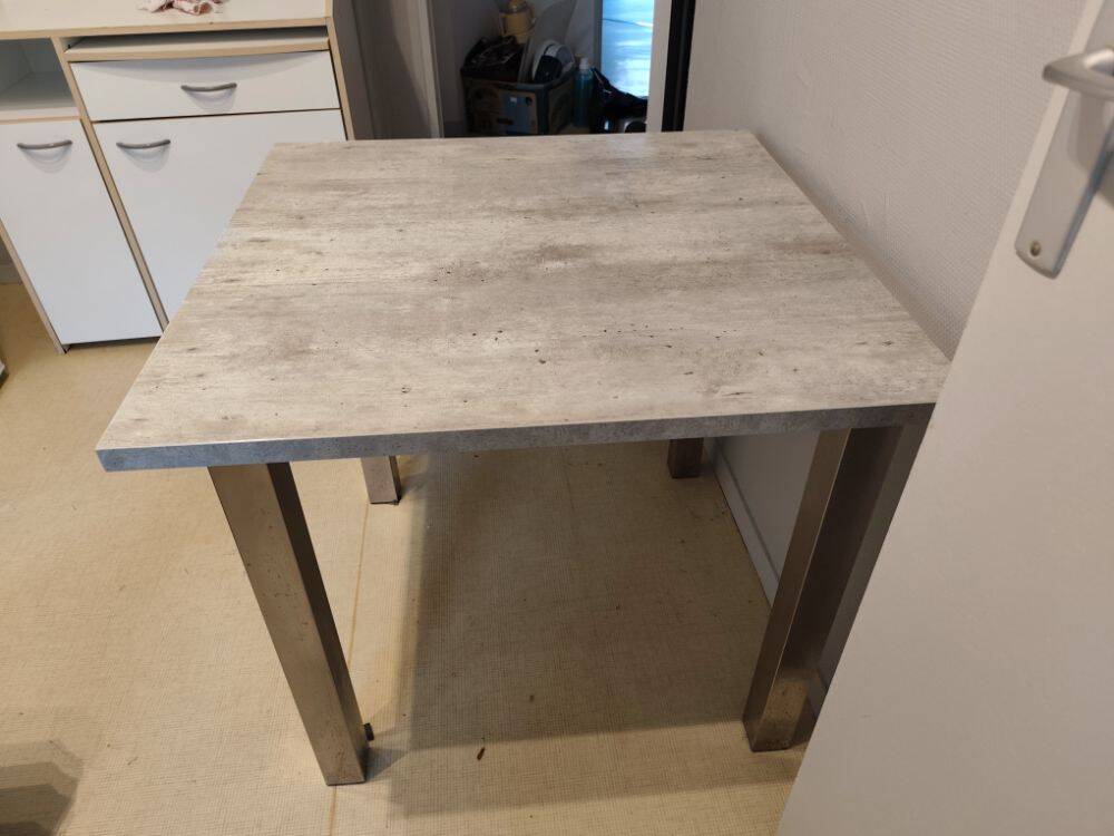 Kitchen or dining room table | Industrial and modern design