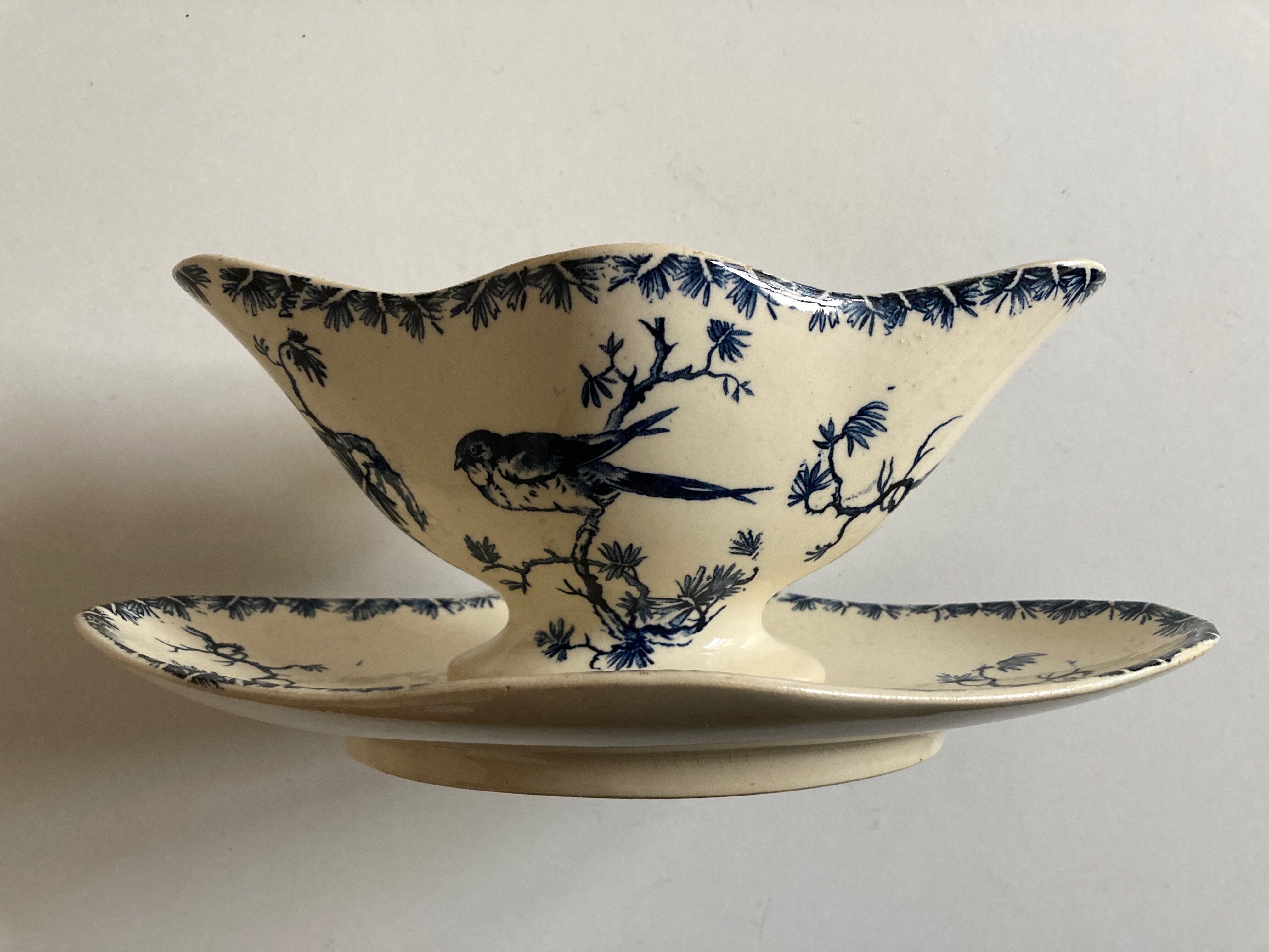 Gien bird décor 1900