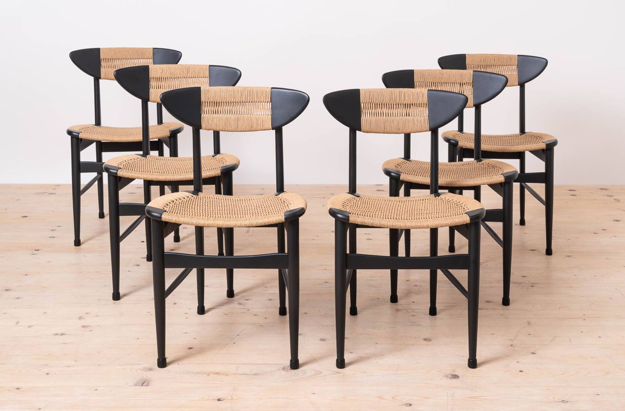 Set of 6 Scandinavian Modern Dining Chairs, Rope Seating and Backrest, 1960