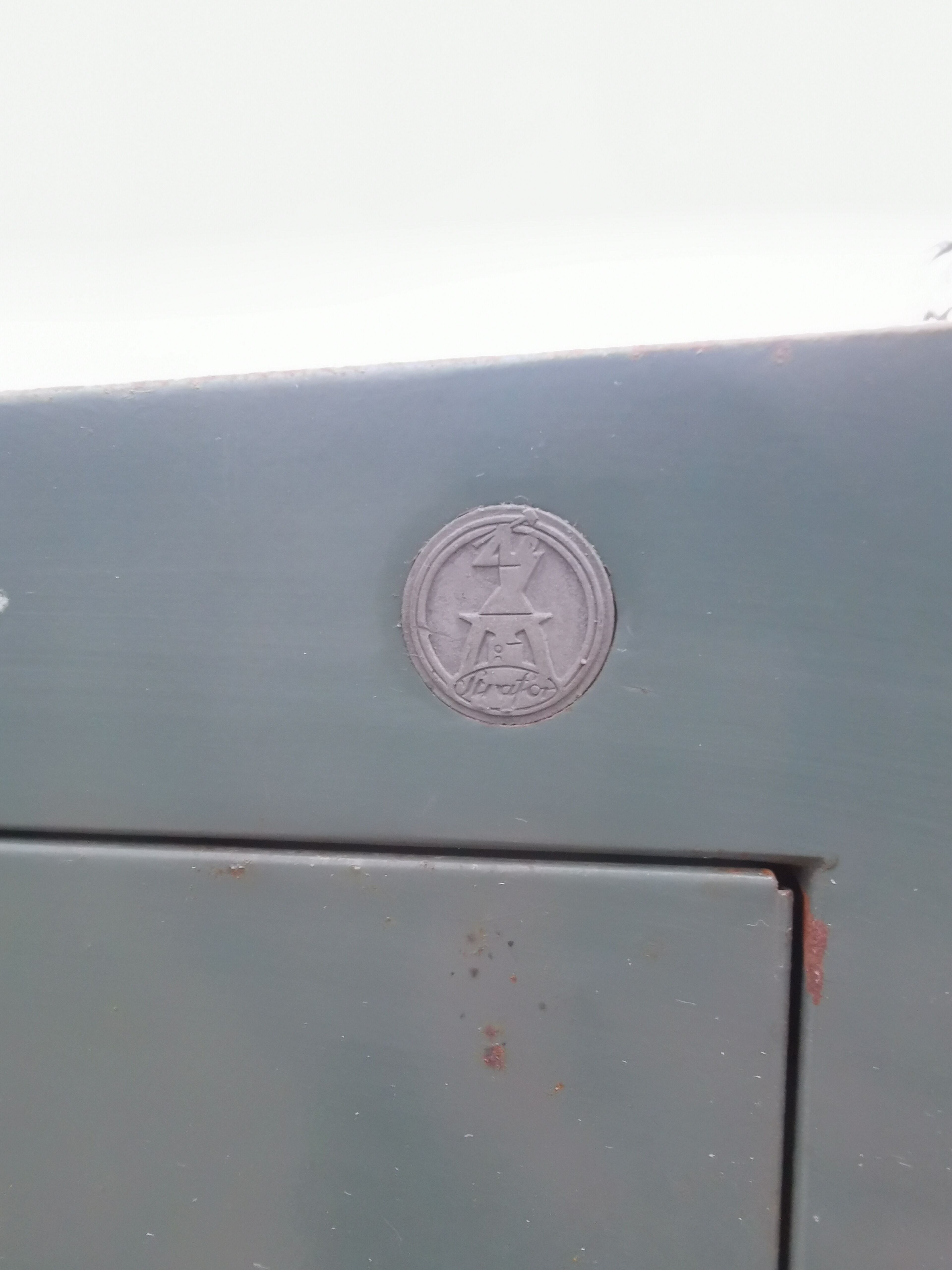 Strafor industrial binder pair