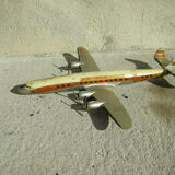 Avion en aluminium ancien