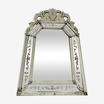 Miroir vénitien à décor floral et fronton 80x130cm