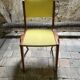 Chaise vintage moderniste en bois courbé et skai jaune - Années 50/60