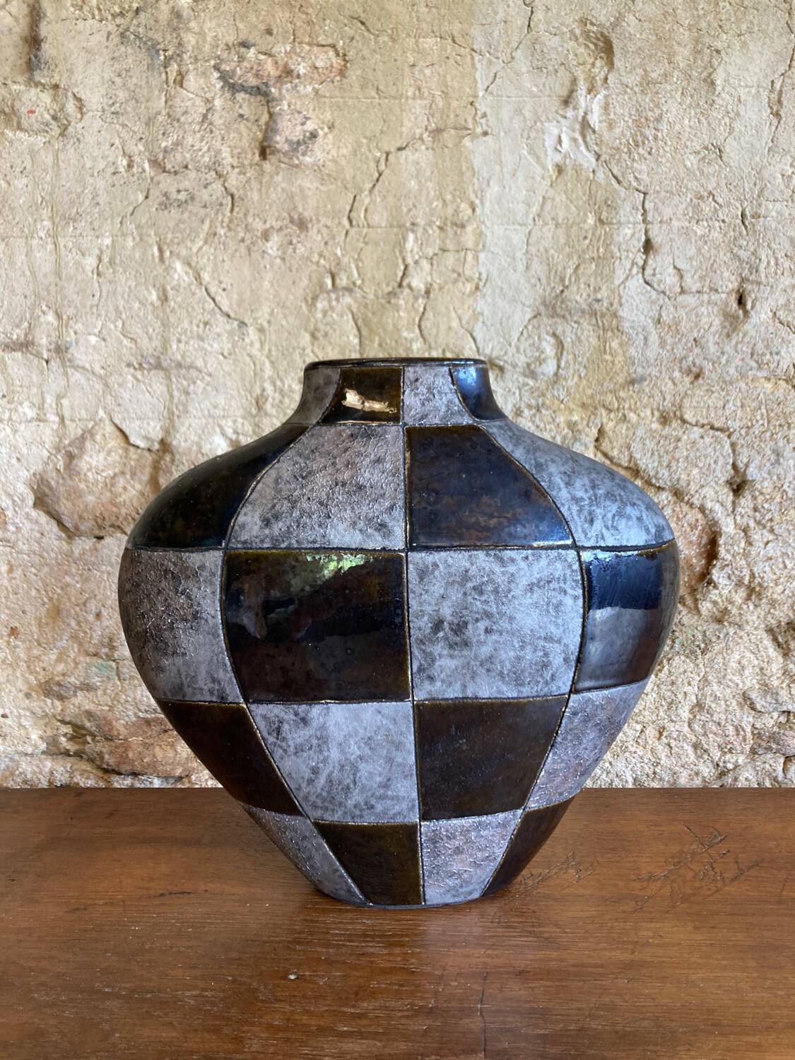 Contemporary design-art vase