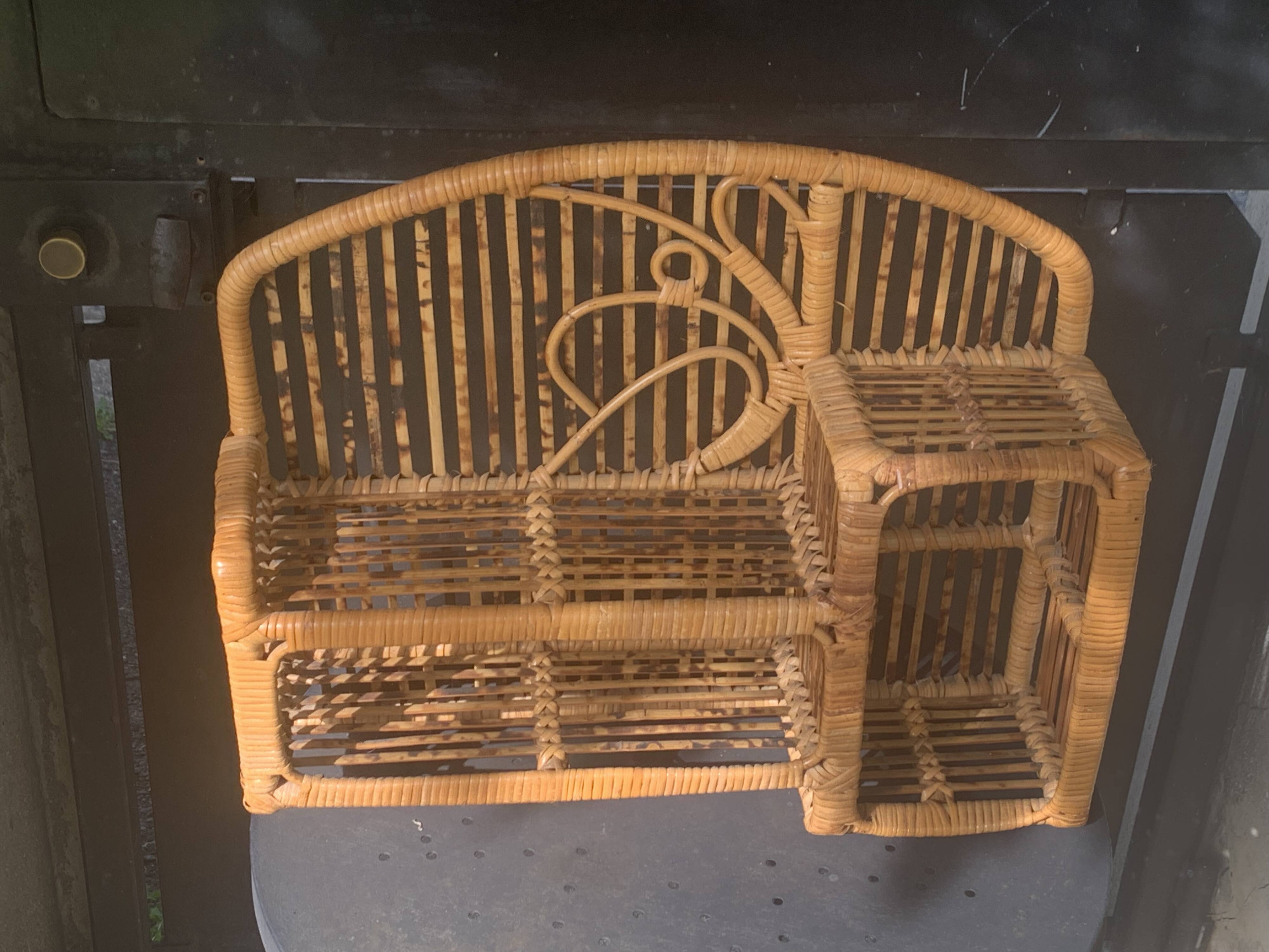 Bamboo and rattan shelf, designer and vintage, to hang or place