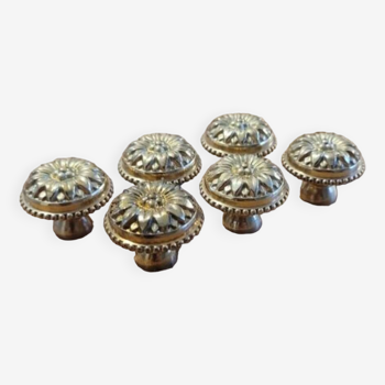 6 Louis XVI furniture knobs