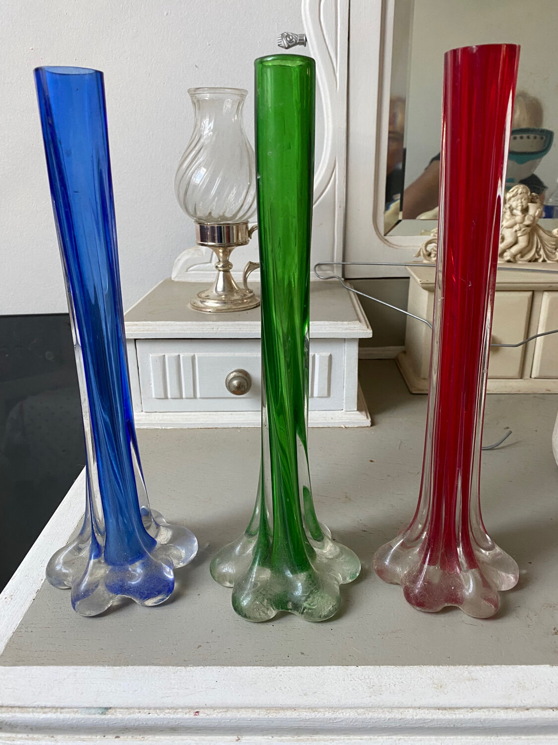 Trio of green blue red soliflores