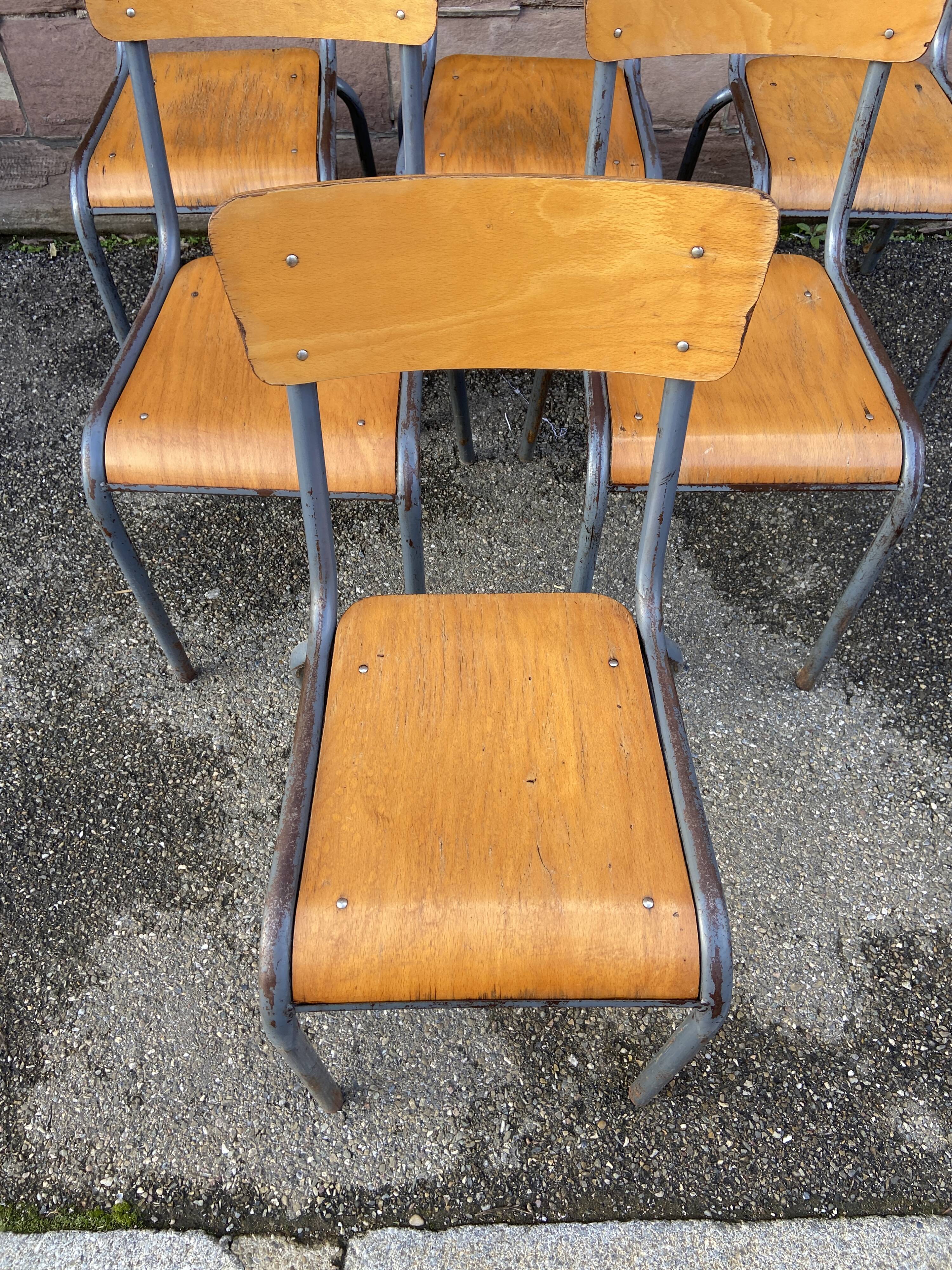 6 chaises d'école vintage en métal et bois design Mid-century vintage 1960