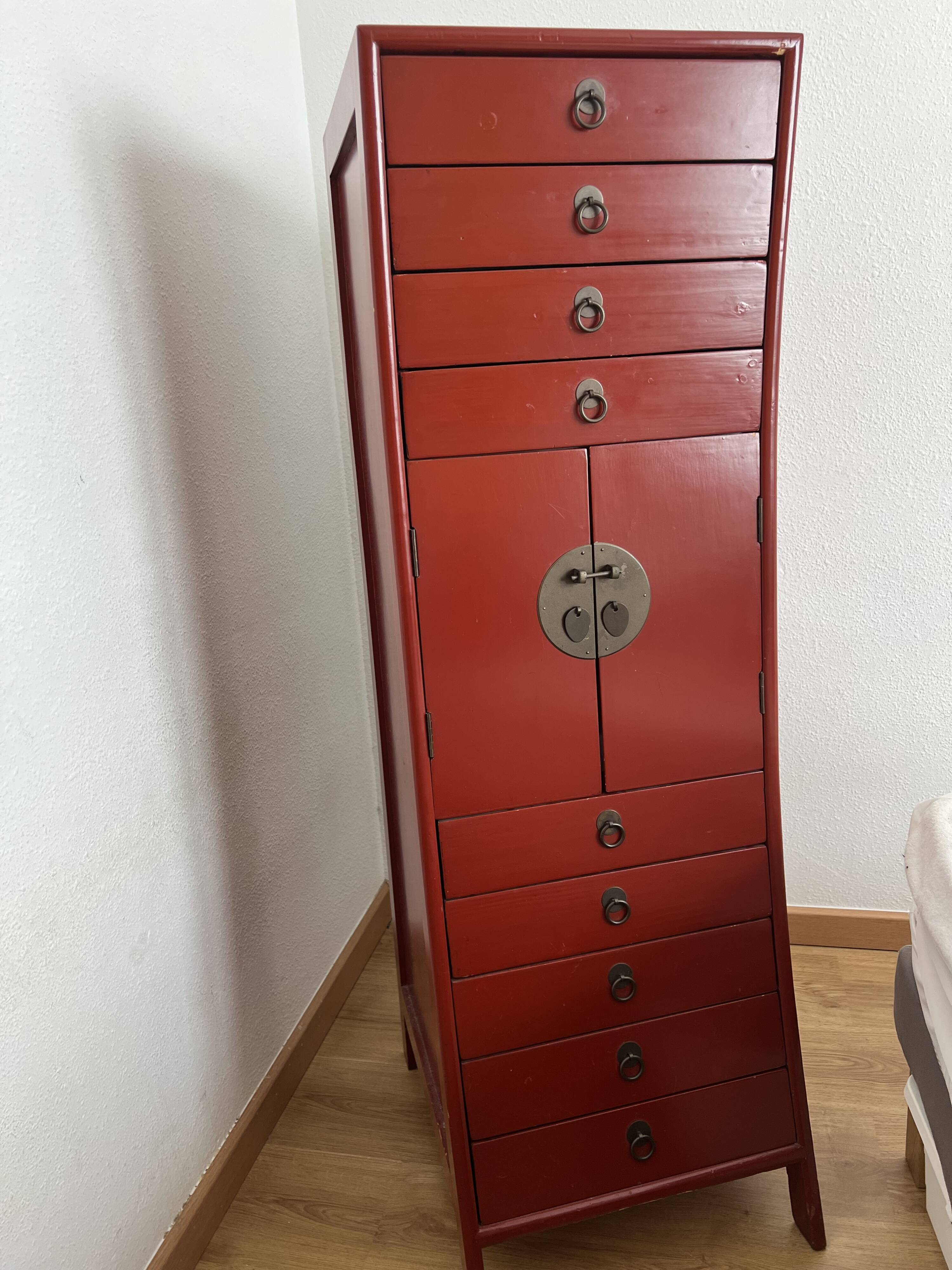 Red high cabinet Aldaba Madrid – 9 drawers and cupboard