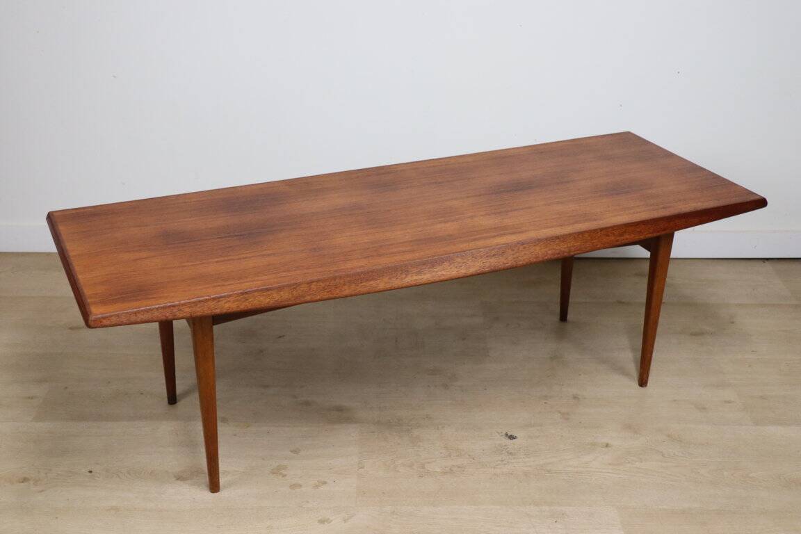 Table basse vintage en teck de Gordon Russell, 1960