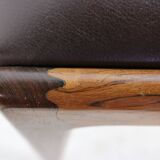 Fauteuil design danois en palissandre grainé par Johannes Andersen