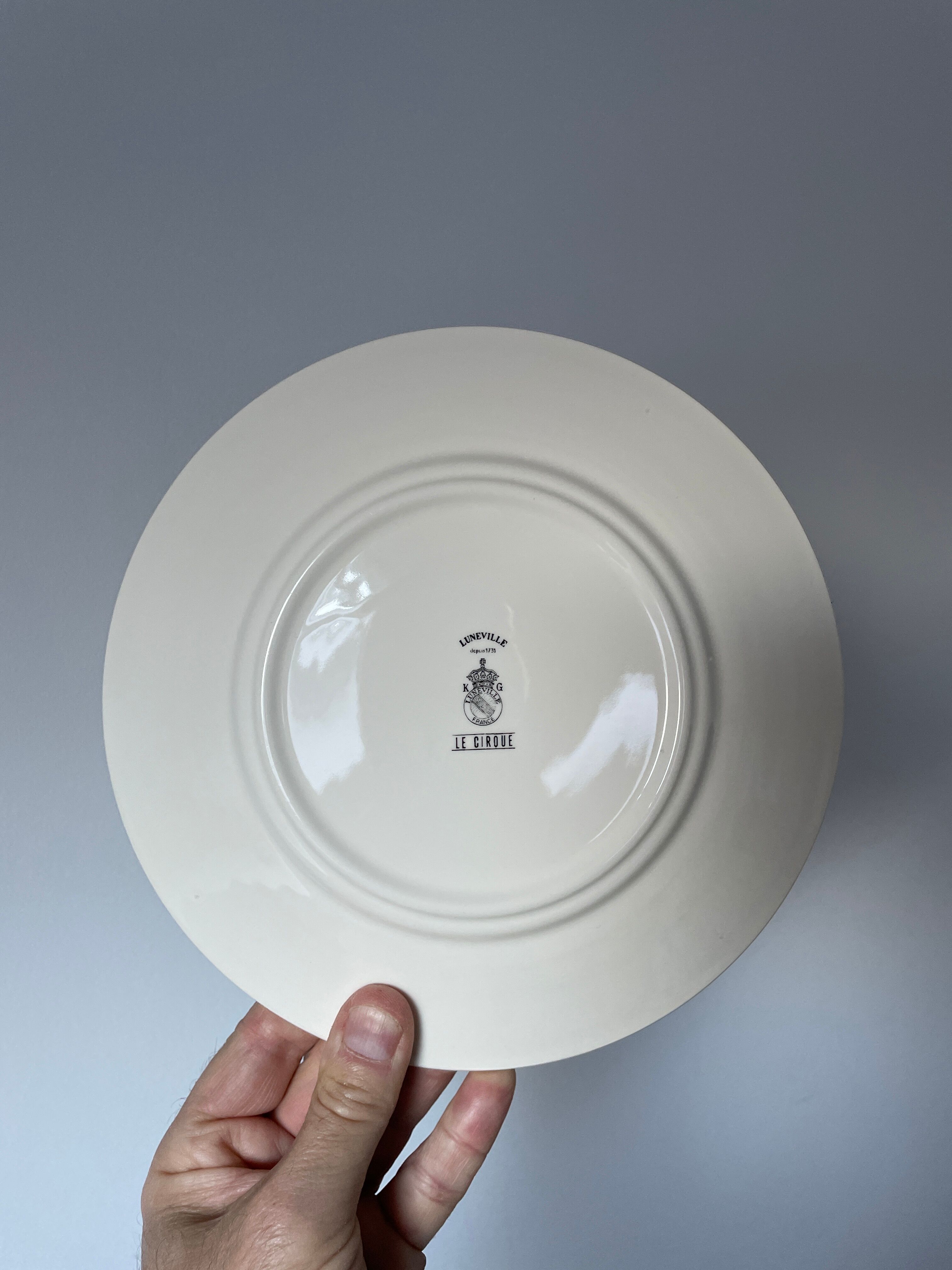 Series of 6 K&G Lunéville dessert plates, circus theme
