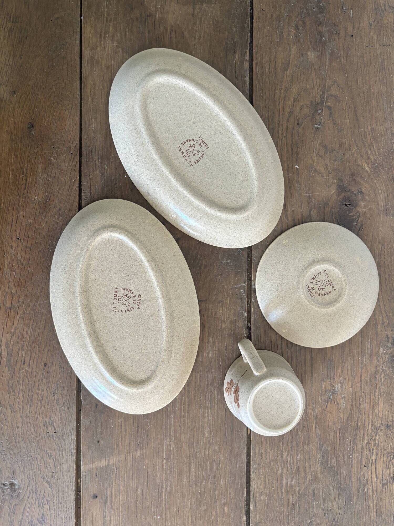 Vintage Autumn tableware from Saint-Amand – 16 pieces