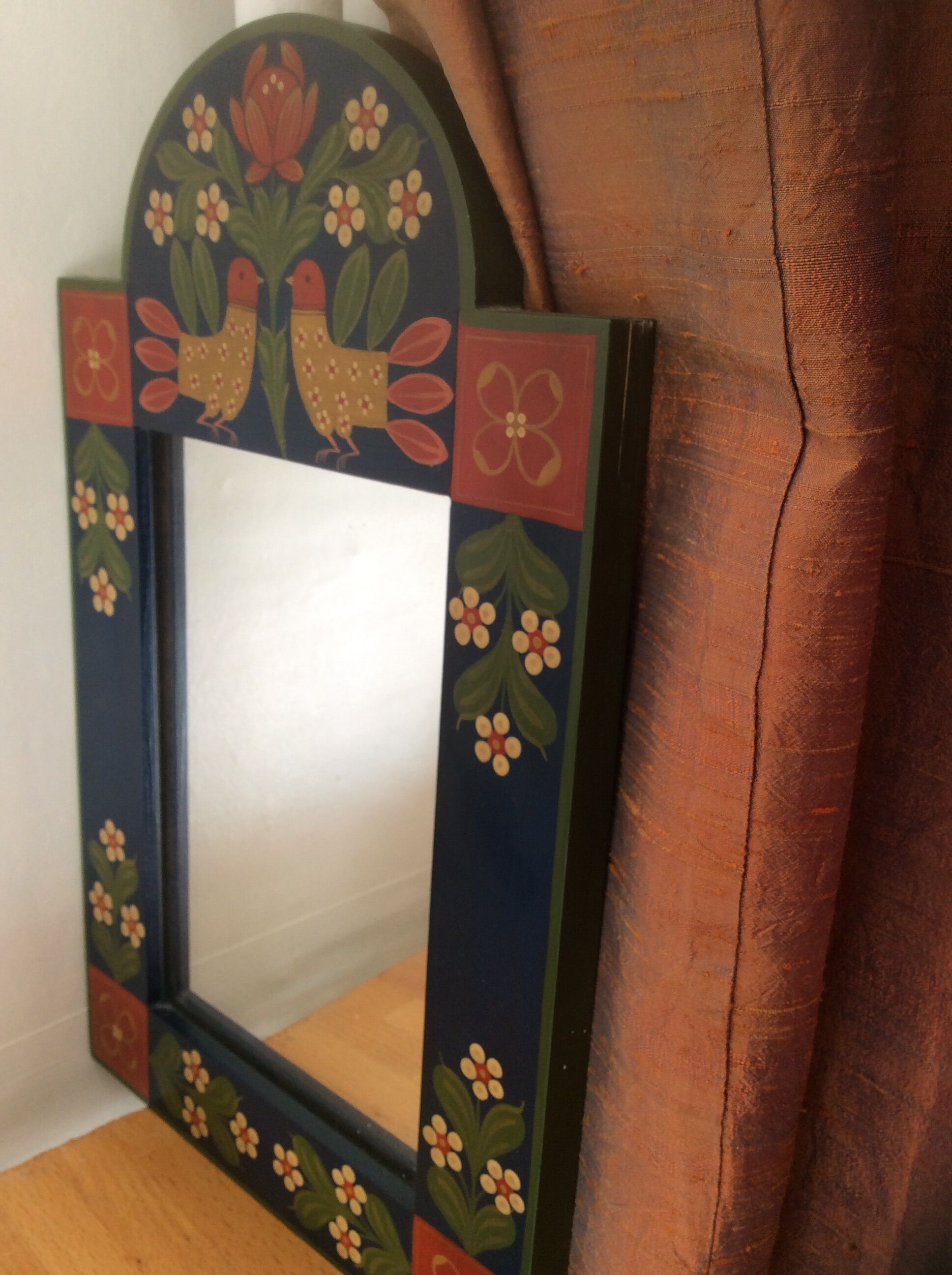 Painted wood mirror 22x35cm