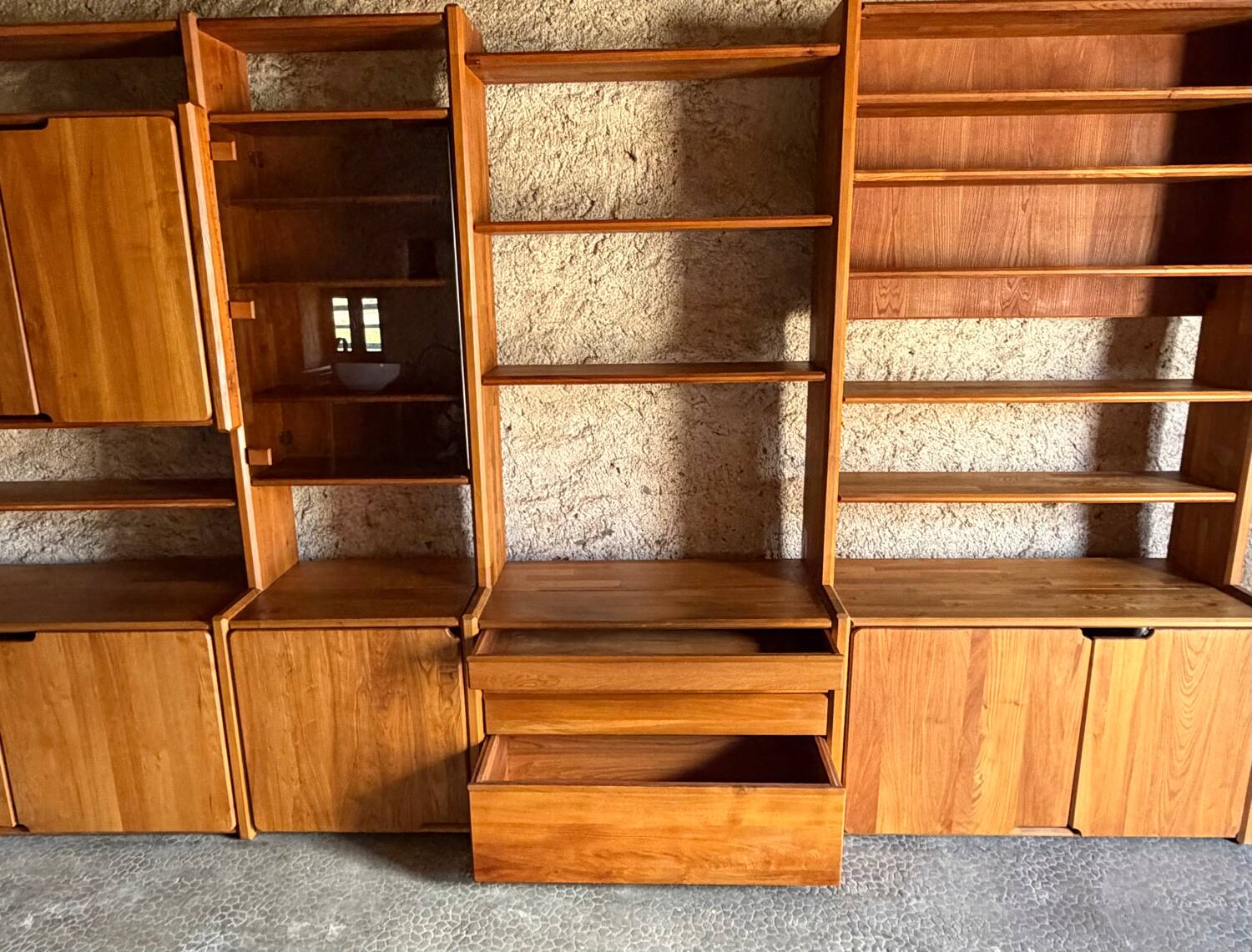 Modular library Series Go by Pierre Chapo