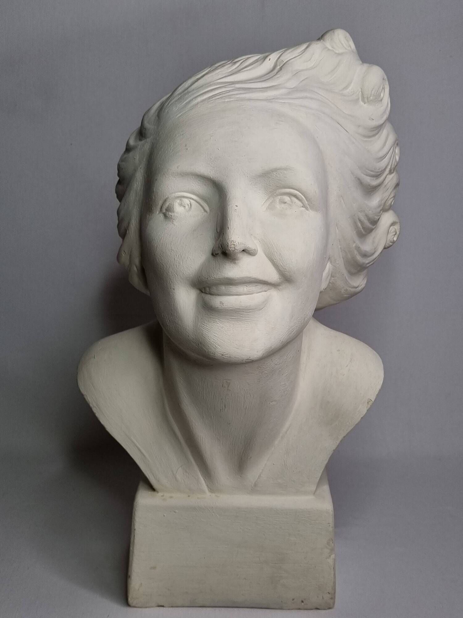 Bust of a young woman by Salvatore Melani, Art Deco style, 48 cm