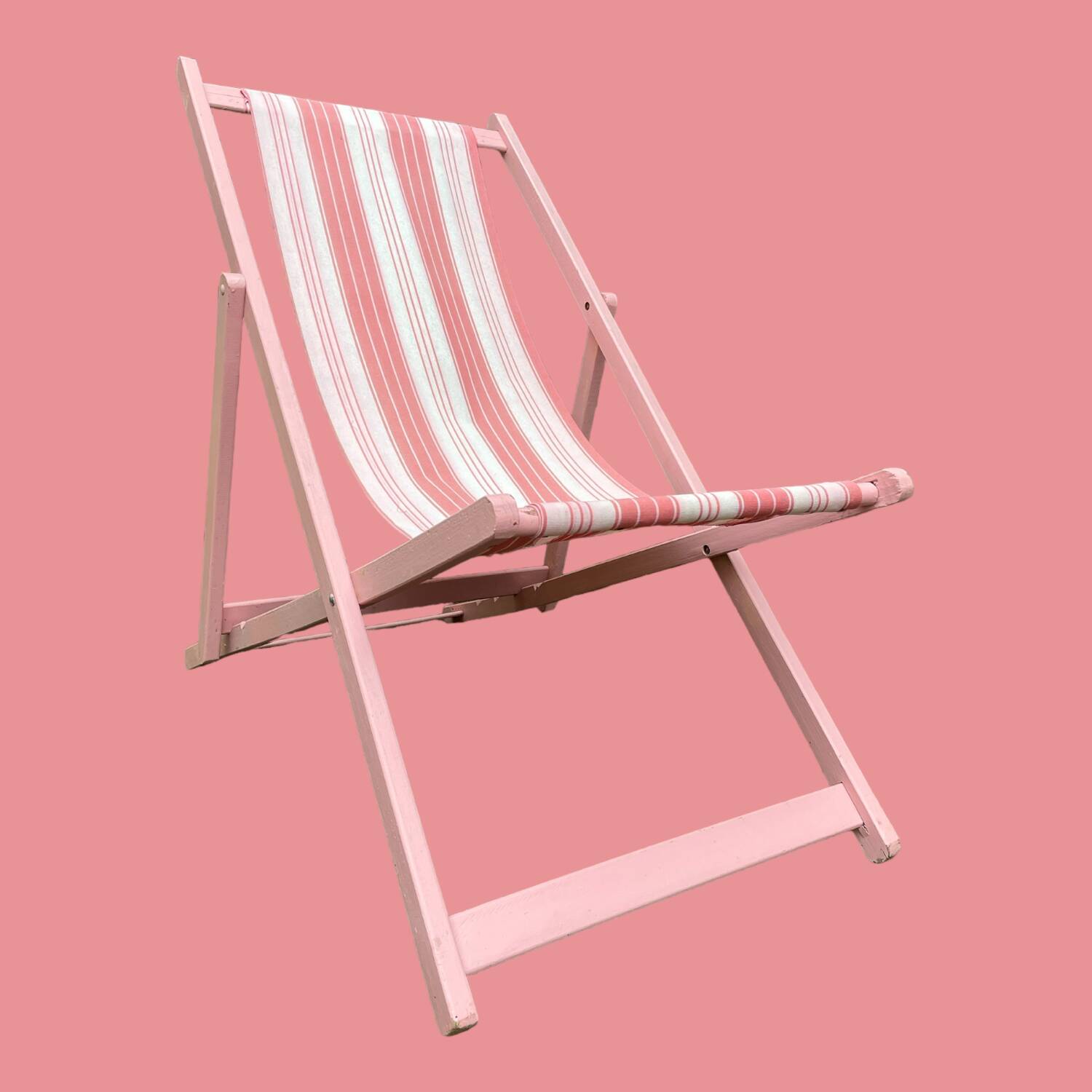 Vintage folding deck chair