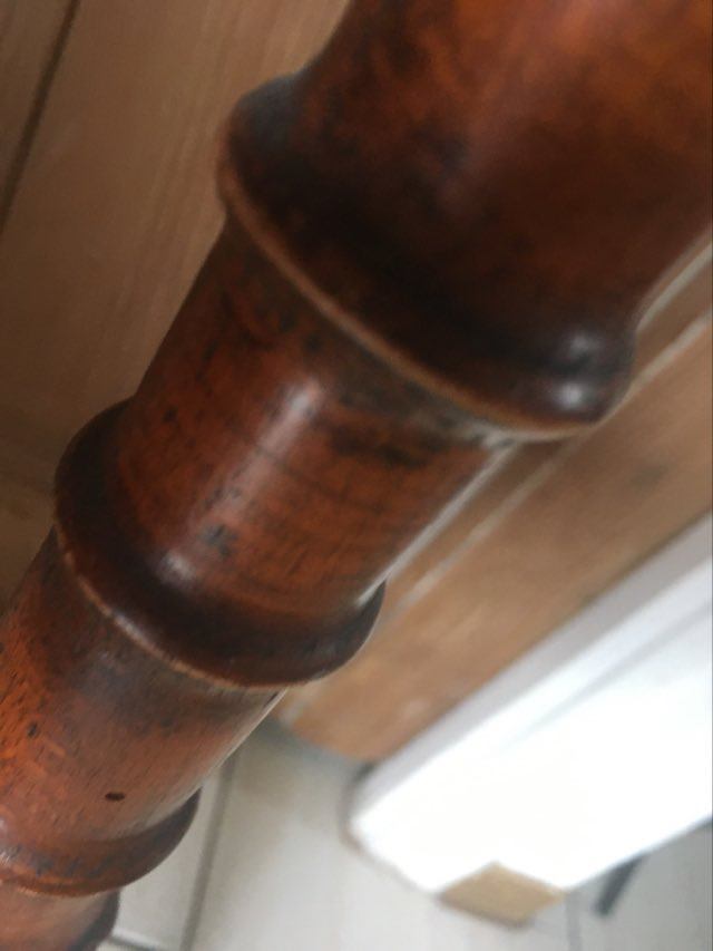 Sellette, English-style pedestal