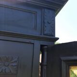 Dressmaker's cabinet with beveled triptych mirrors. (Mirror cabinet)