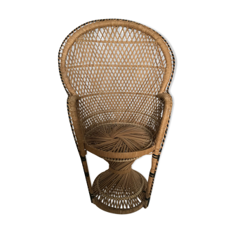Emmanuelle chair for children