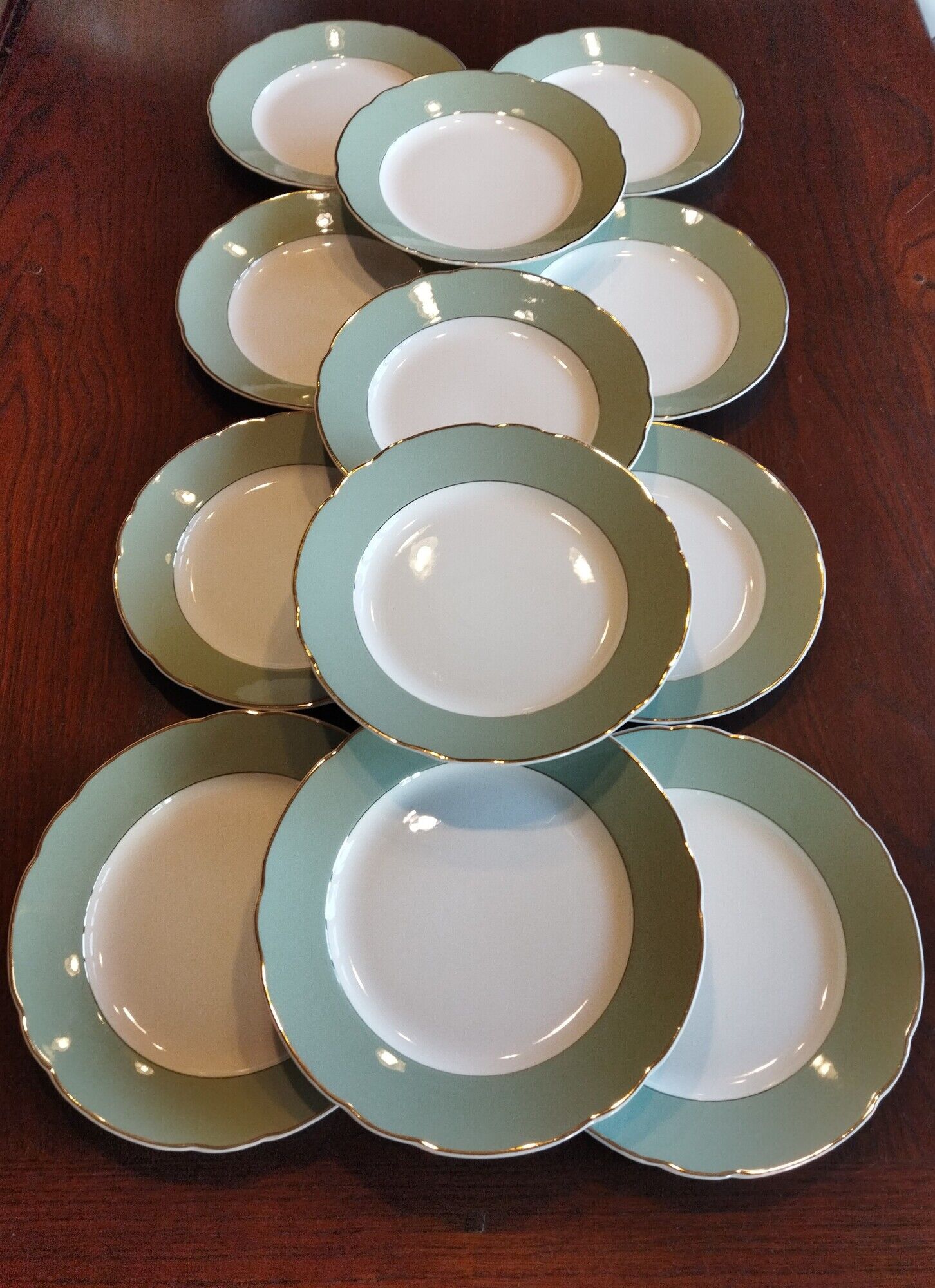 12 flat plates Villeroy & Boch Mettlach celadon green and vintage gold 1960s