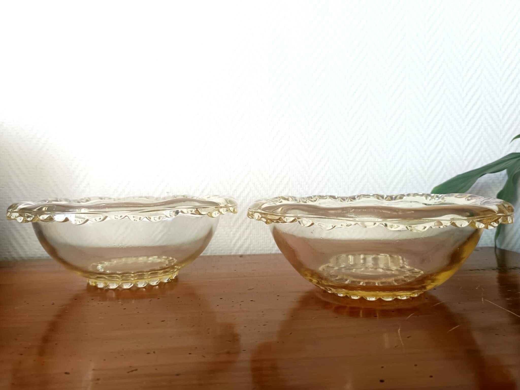 Art Deco pair of cups by Pierre d'Avesn