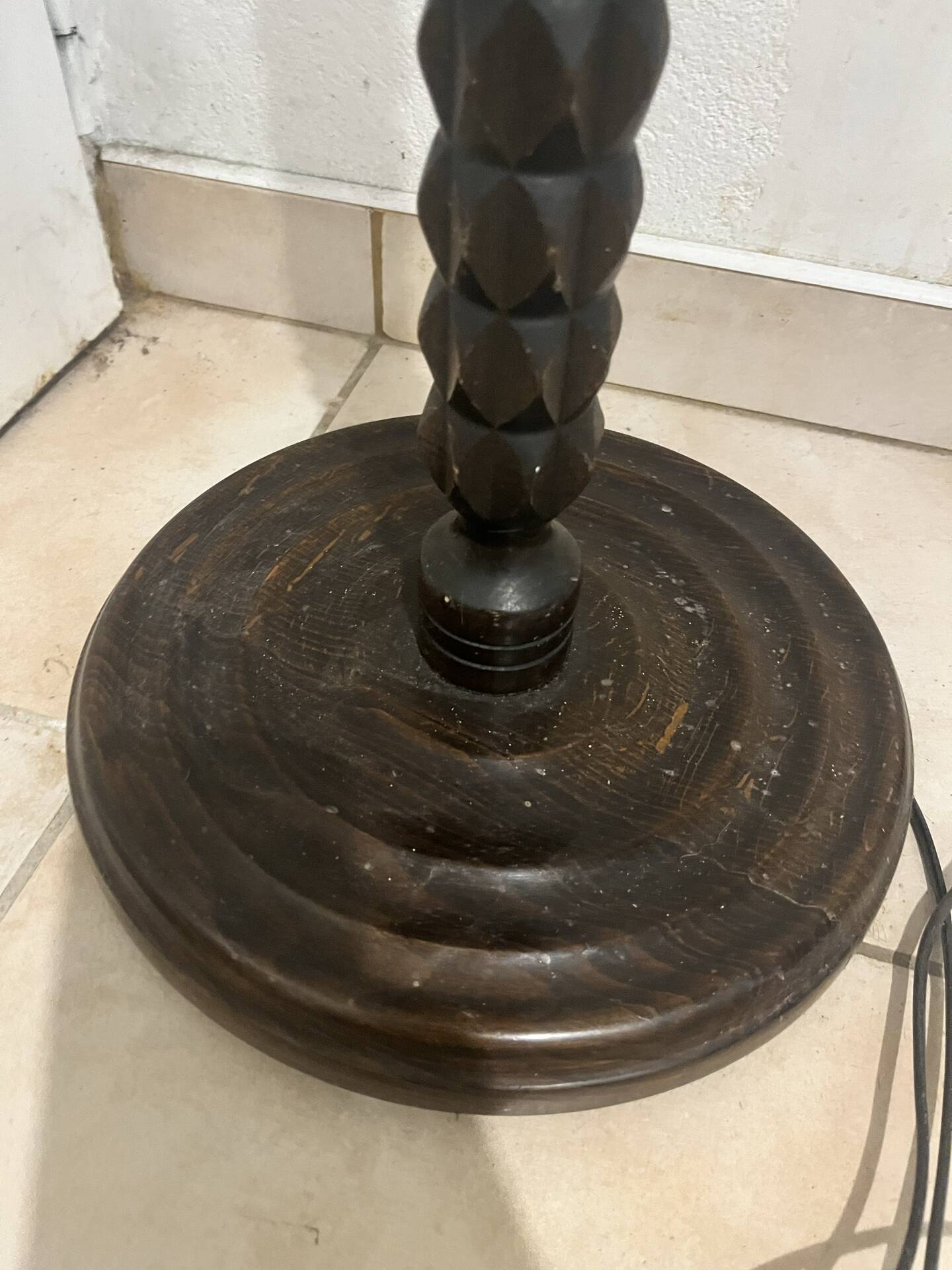 Vintage turned carved wooden floor lamp — Brutalist / Rustic style